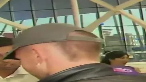 希罗自信满满引发笑料，火箭队成年轻球员乐园